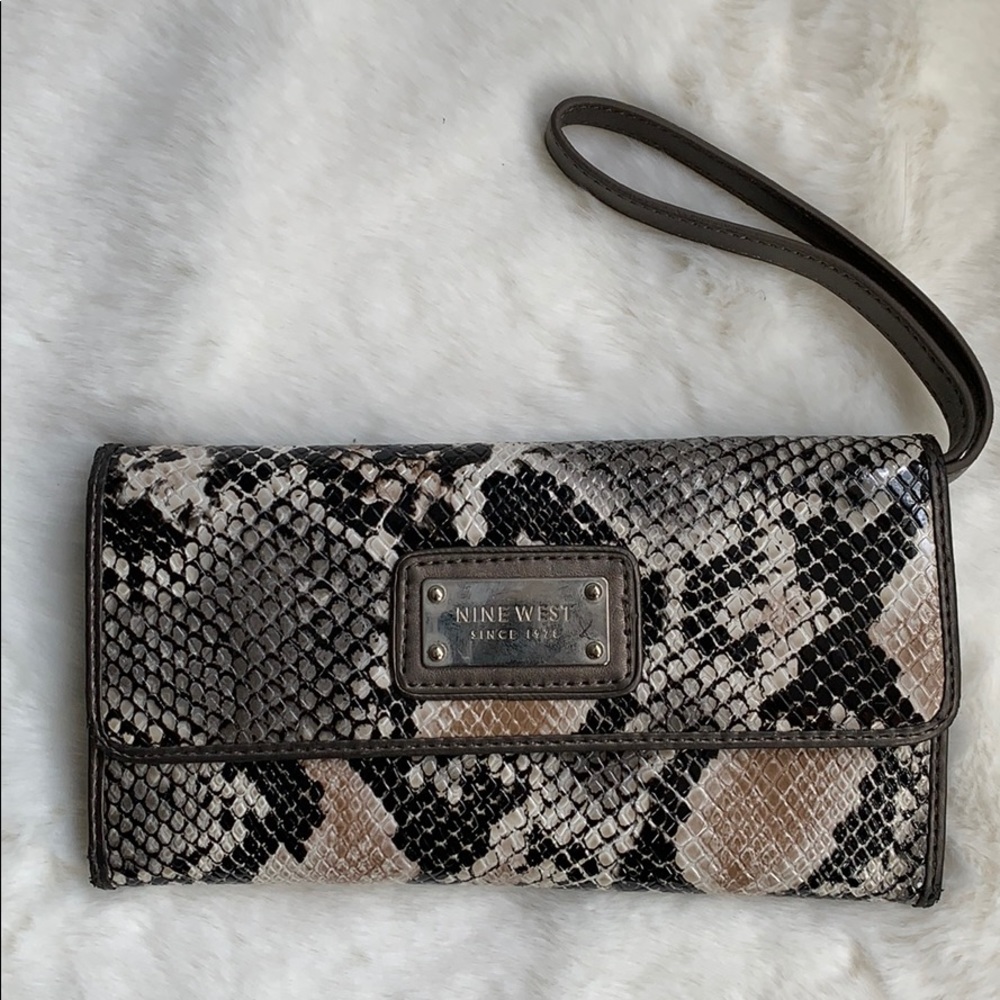 Nine West Wallet/clutch with removable strap